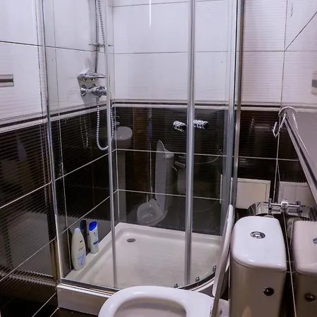 Elegant - Targul De Craciun