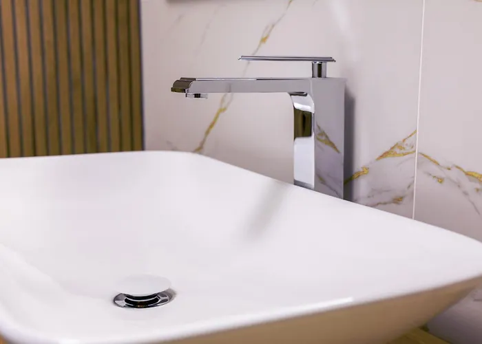 Elegant - Targul De Paste * Craiova